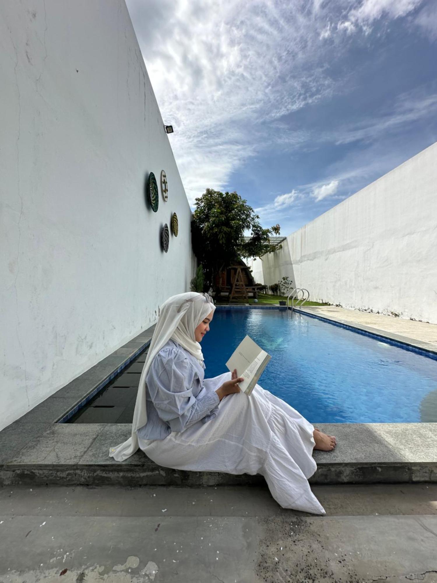 Villa Rumah Putih Jogja Yogyakarta Extérieur photo