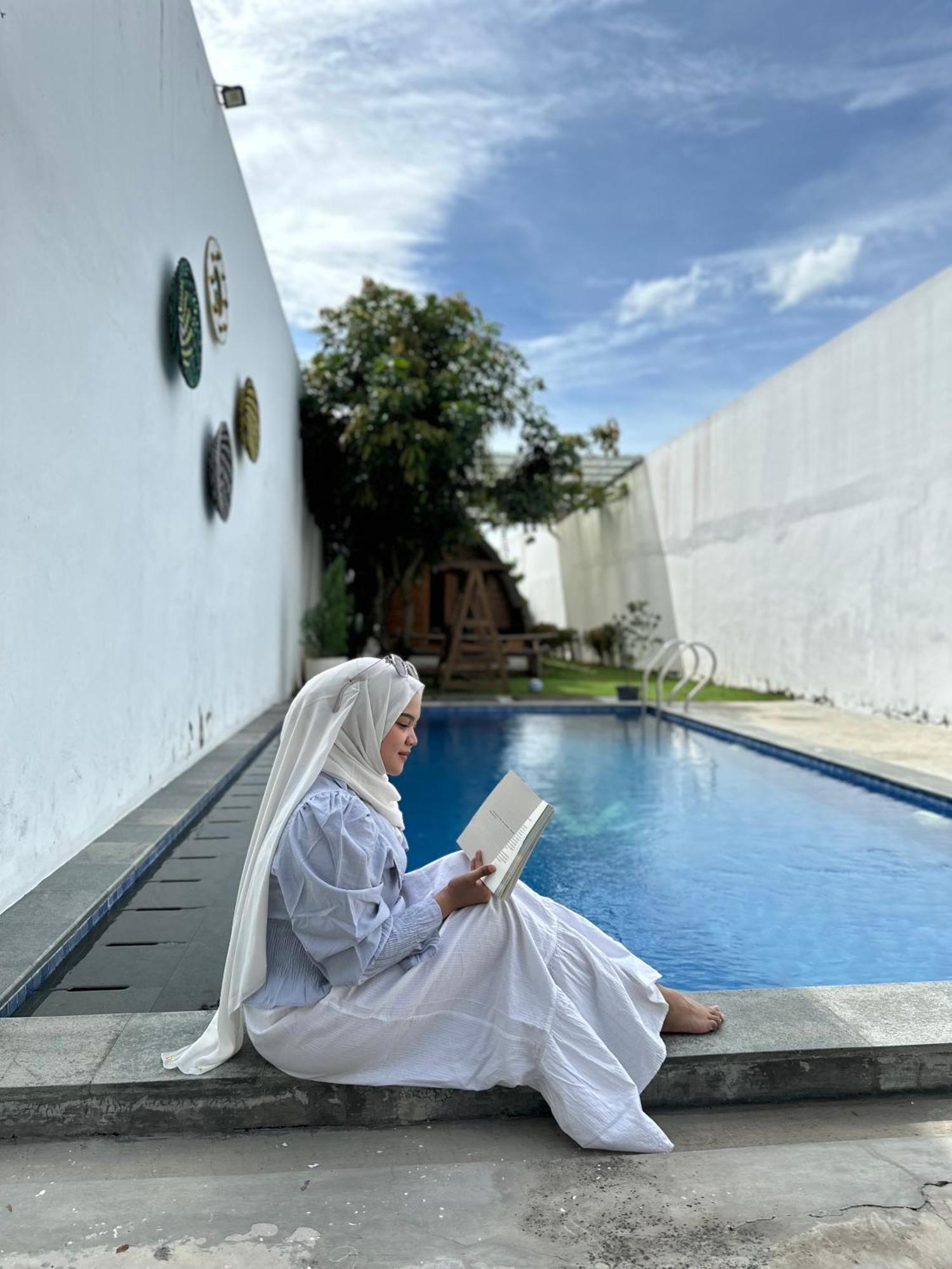 Villa Rumah Putih Jogja Yogyakarta Extérieur photo